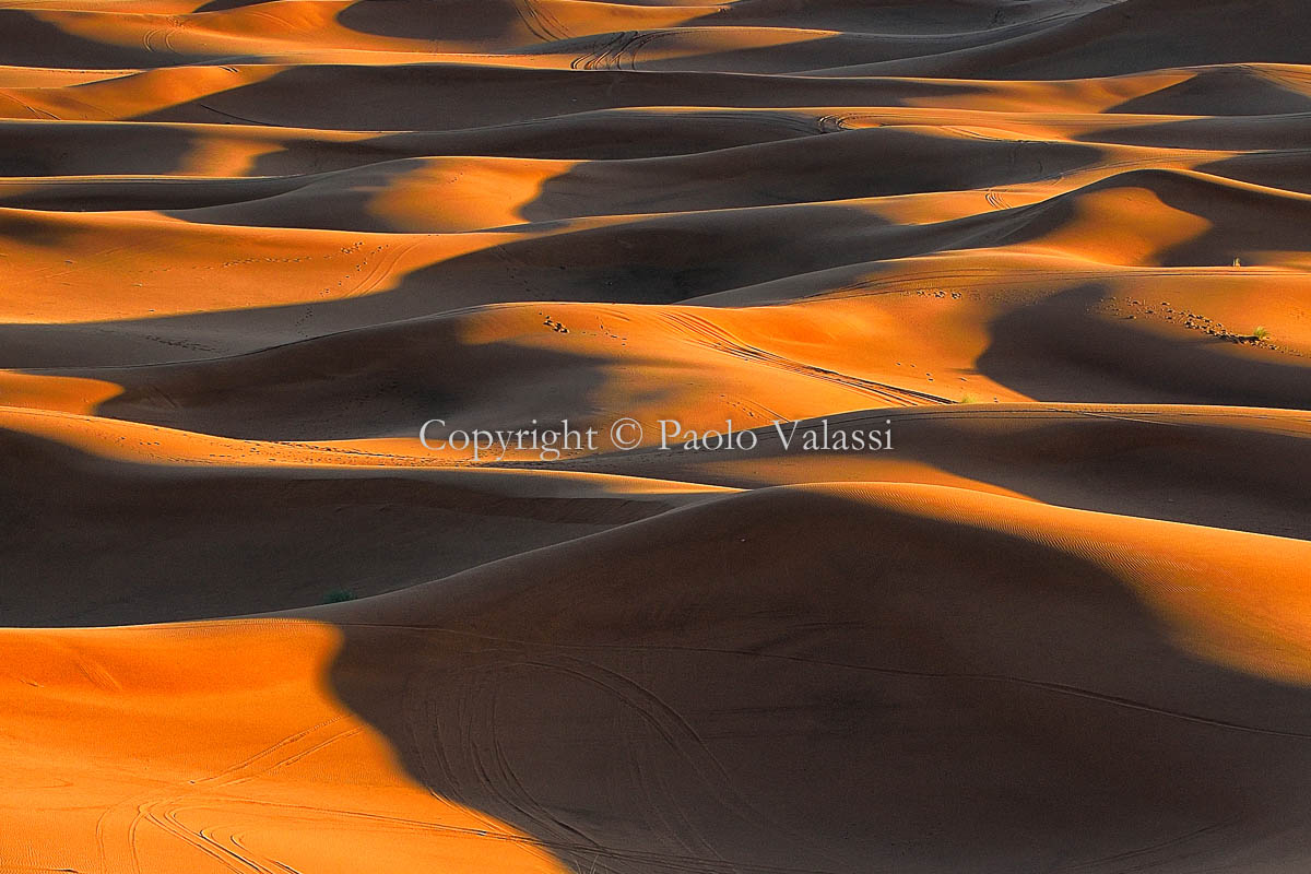 Morocco - Sahara desert - Sunrise at Merzouga dunes