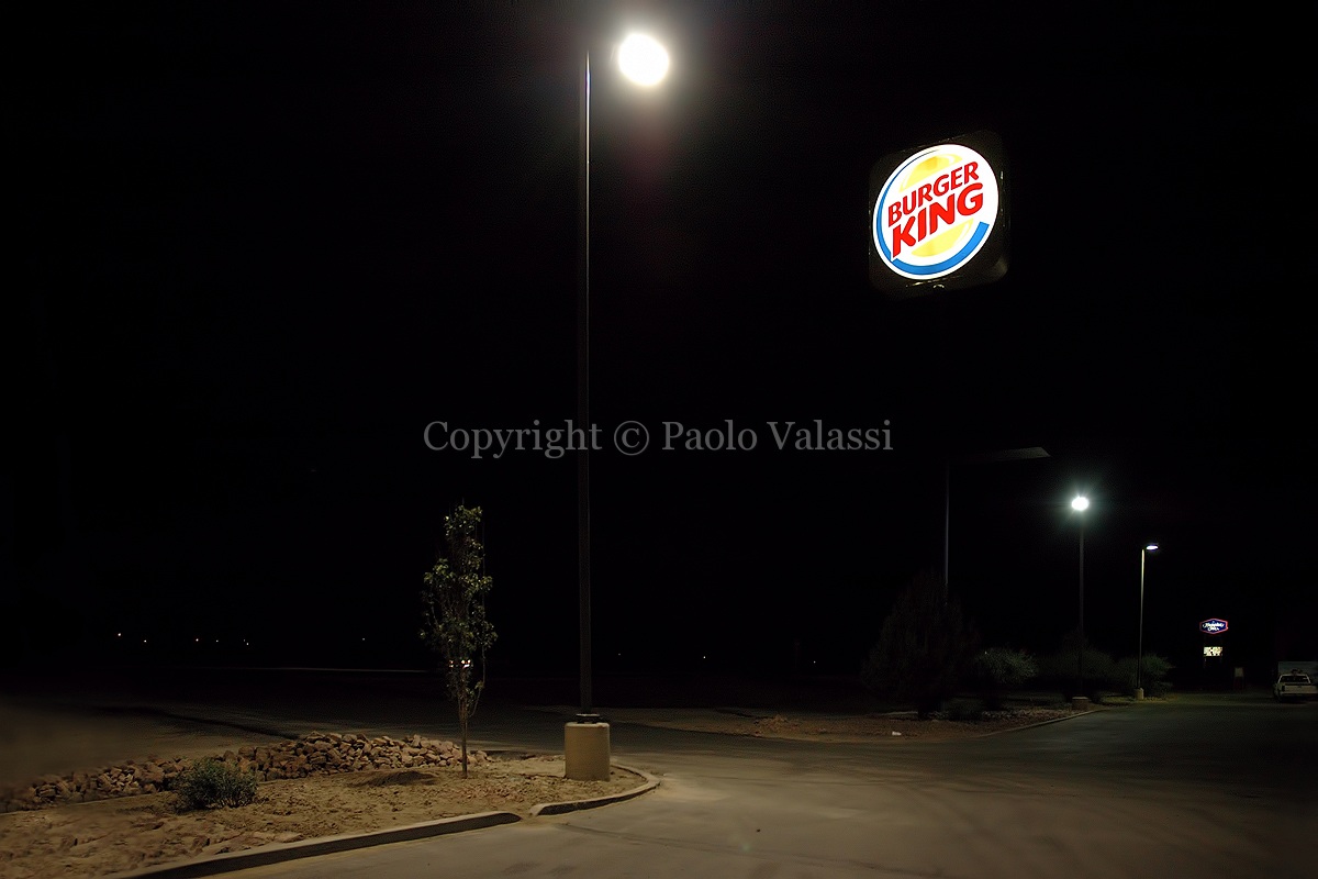 Oasis - Burger King at night