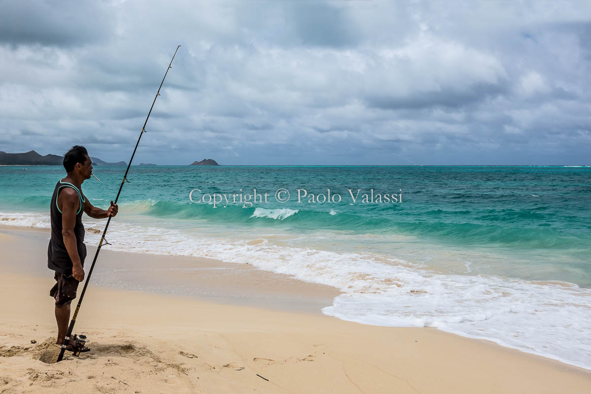 Hawaii - Oahu - Waimanalo Beach, the fisherman