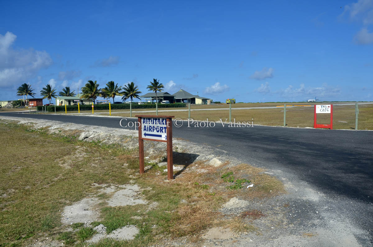 Cook Islands - Aitutaki airport