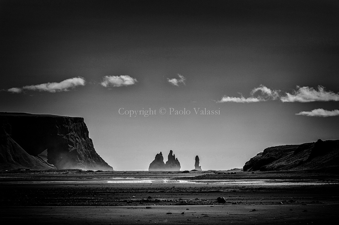 Iceland road to Dyrholaey cape