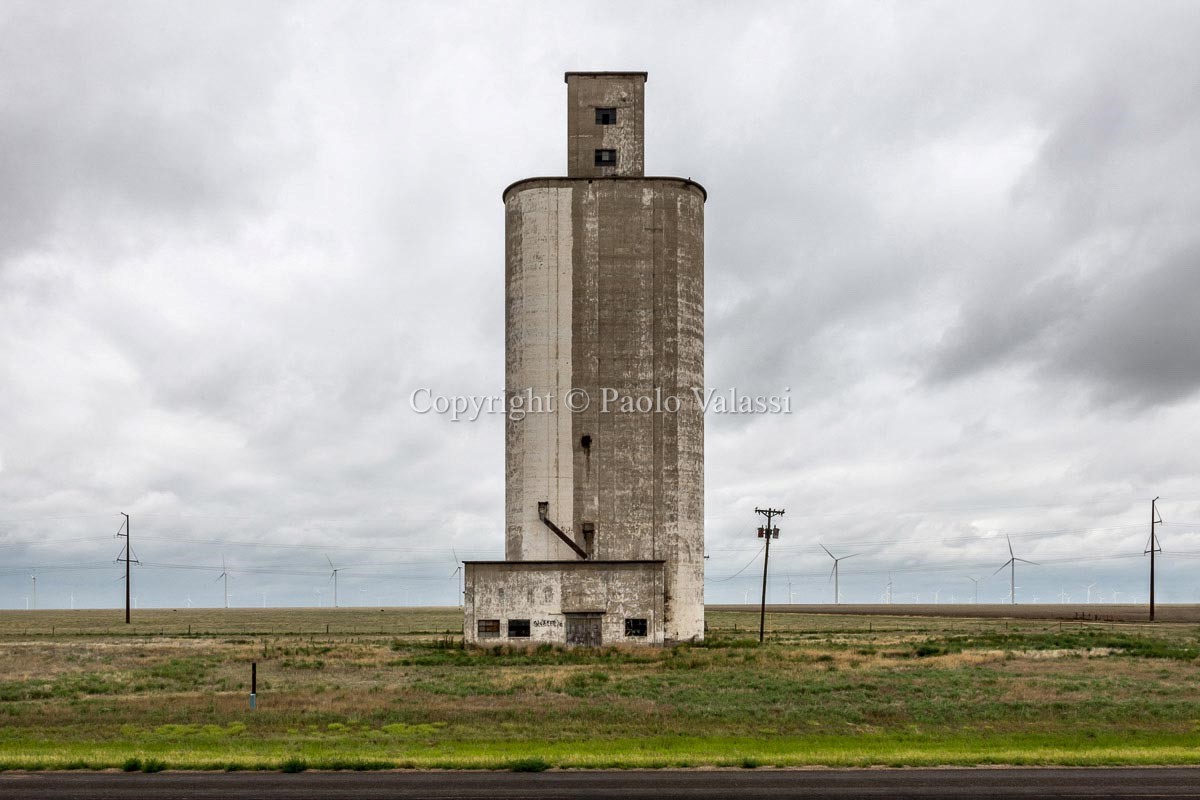 Route 66 - Texas - road to Adrian